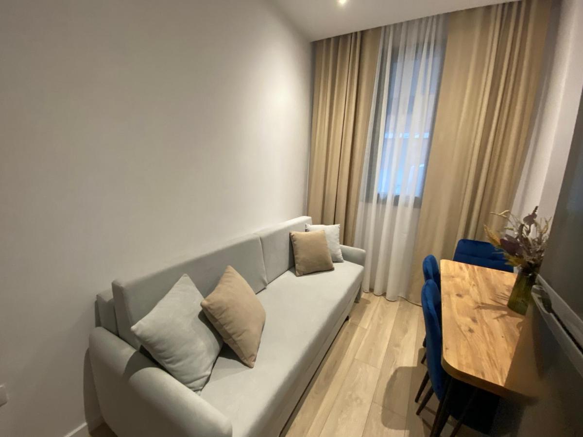 Brand New Apts Located At The City'S Main Square-100 Mbs Wifi Durrës Exteriör bild
