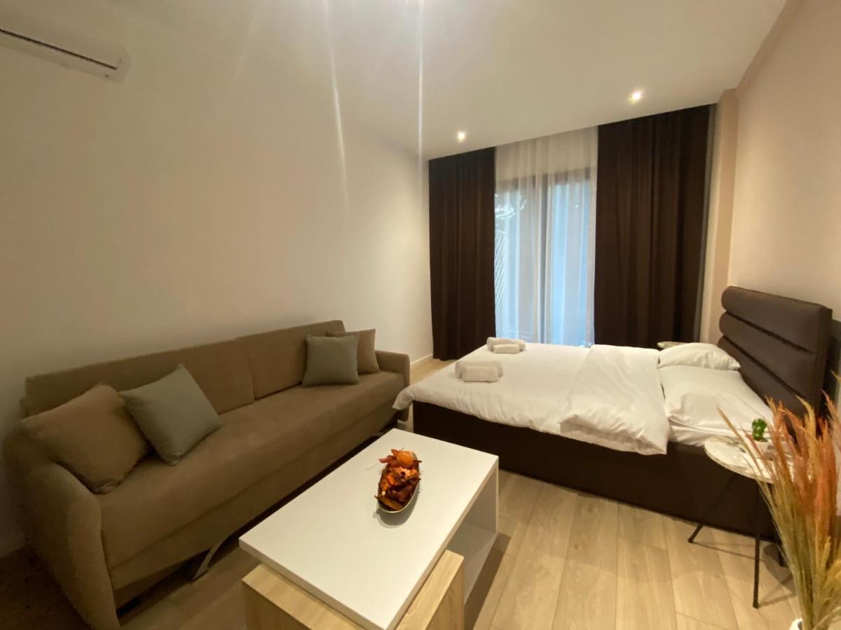 Brand New Apts Located At The City'S Main Square-100 Mbs Wifi Durrës Exteriör bild
